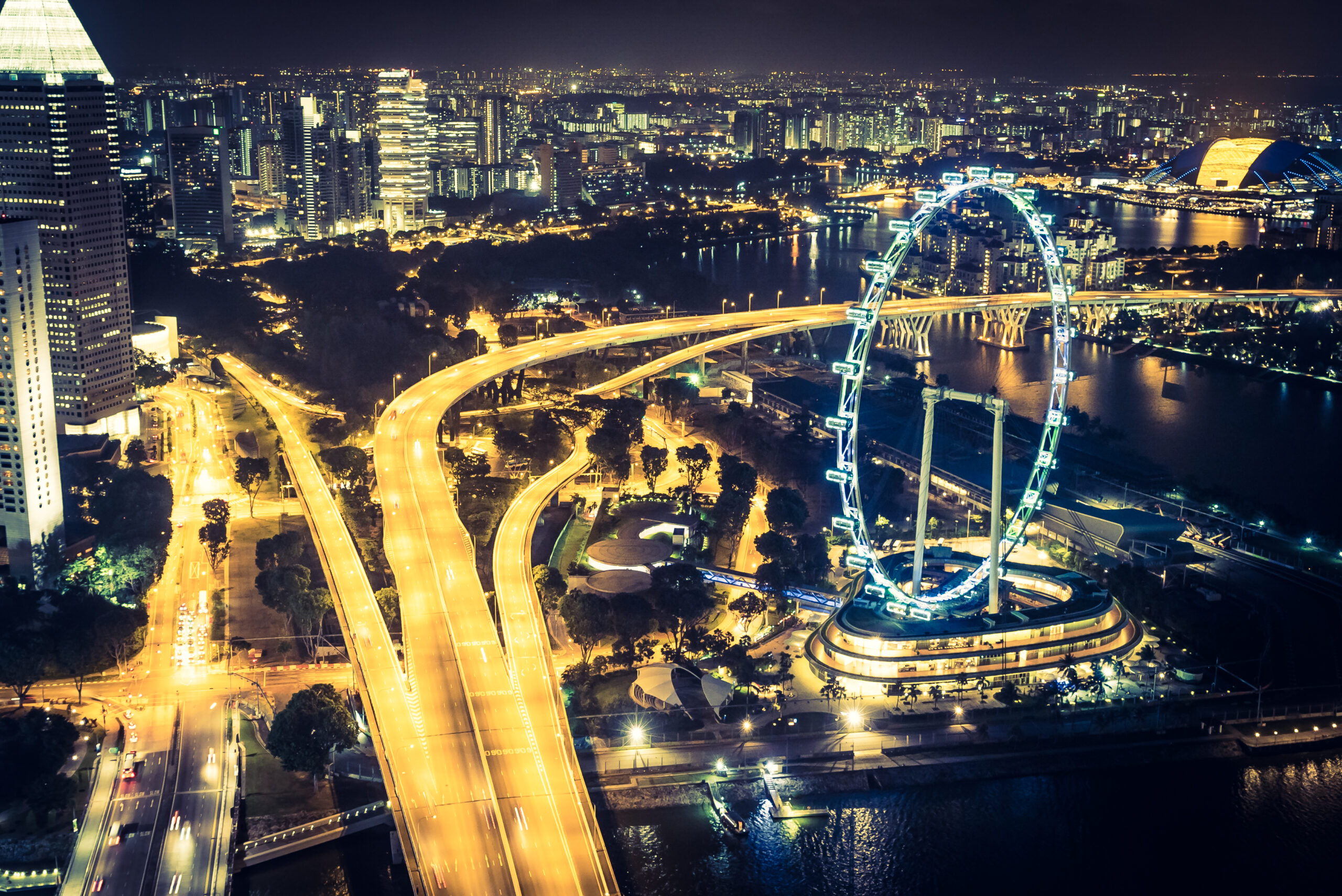 Singapore flyer - vintage filter effect